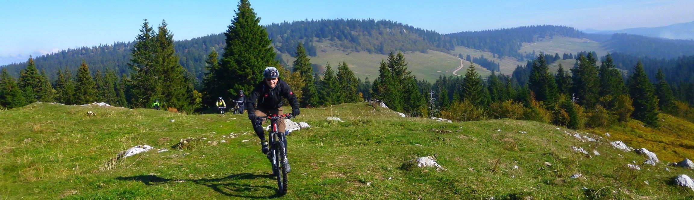 Downhill Introduction Jura Vaudois Natural Park Advanced By La Boîte à Montagne