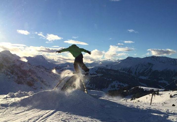 Adelboden - Snowboard Instructor Private for Adults - All Levels