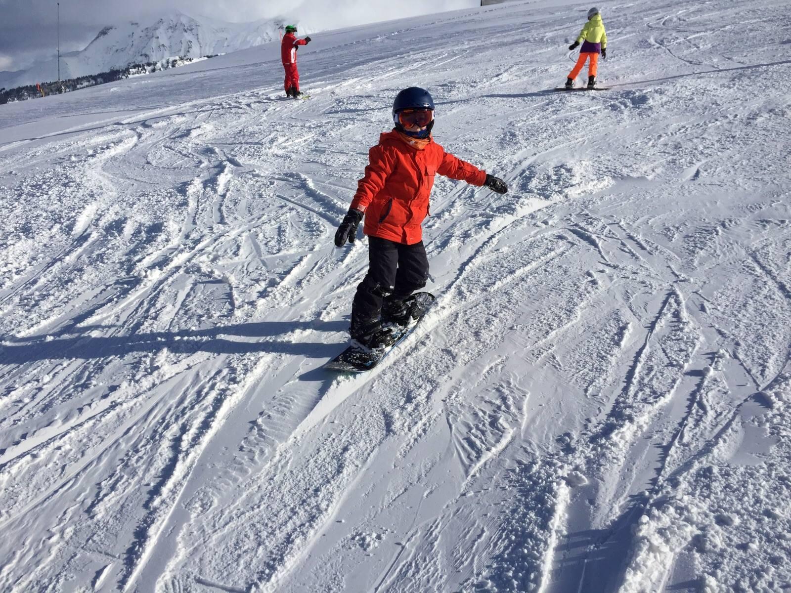 Adelboden - Snowboard Instructor Private for Kids (5-15 years)