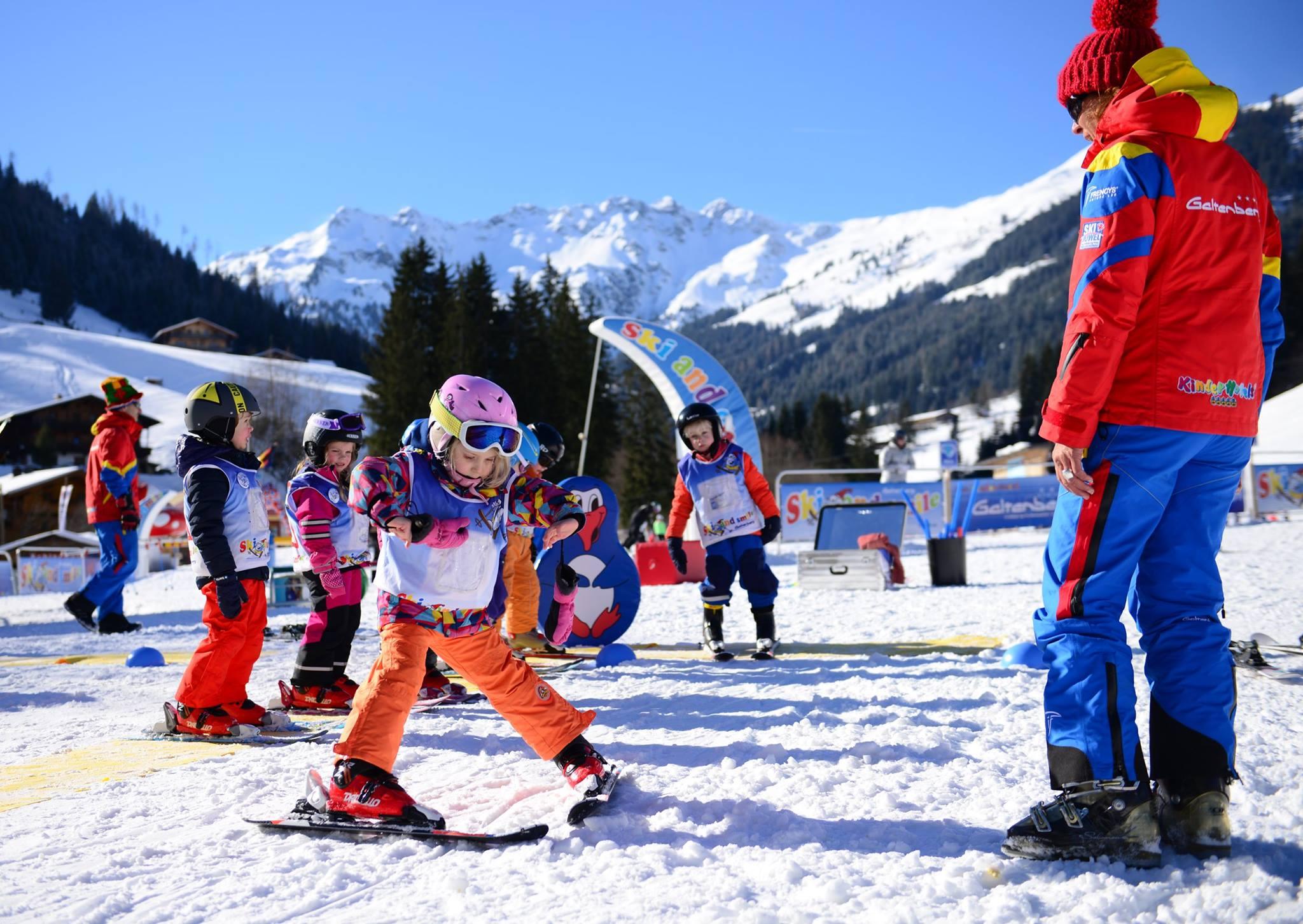 Alpbachtal - Kids Ski Lessons ?Bambini? (3-4 y.) for Beginners