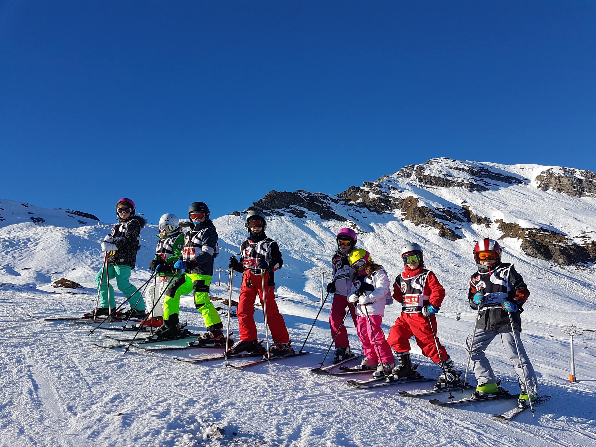Champery - Kids Ski Lessons (7-17 y.) for All Levels