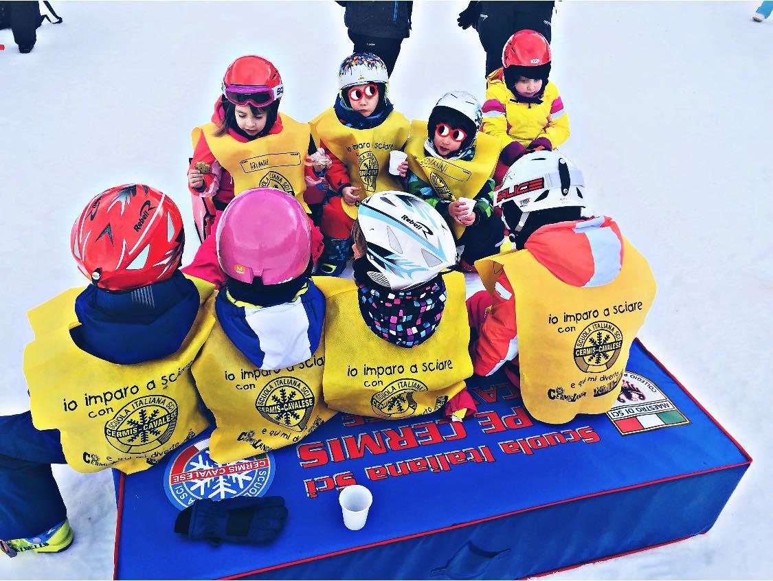 Cavalese - Kids Ski Lessons (4-6 y.) for First Timers