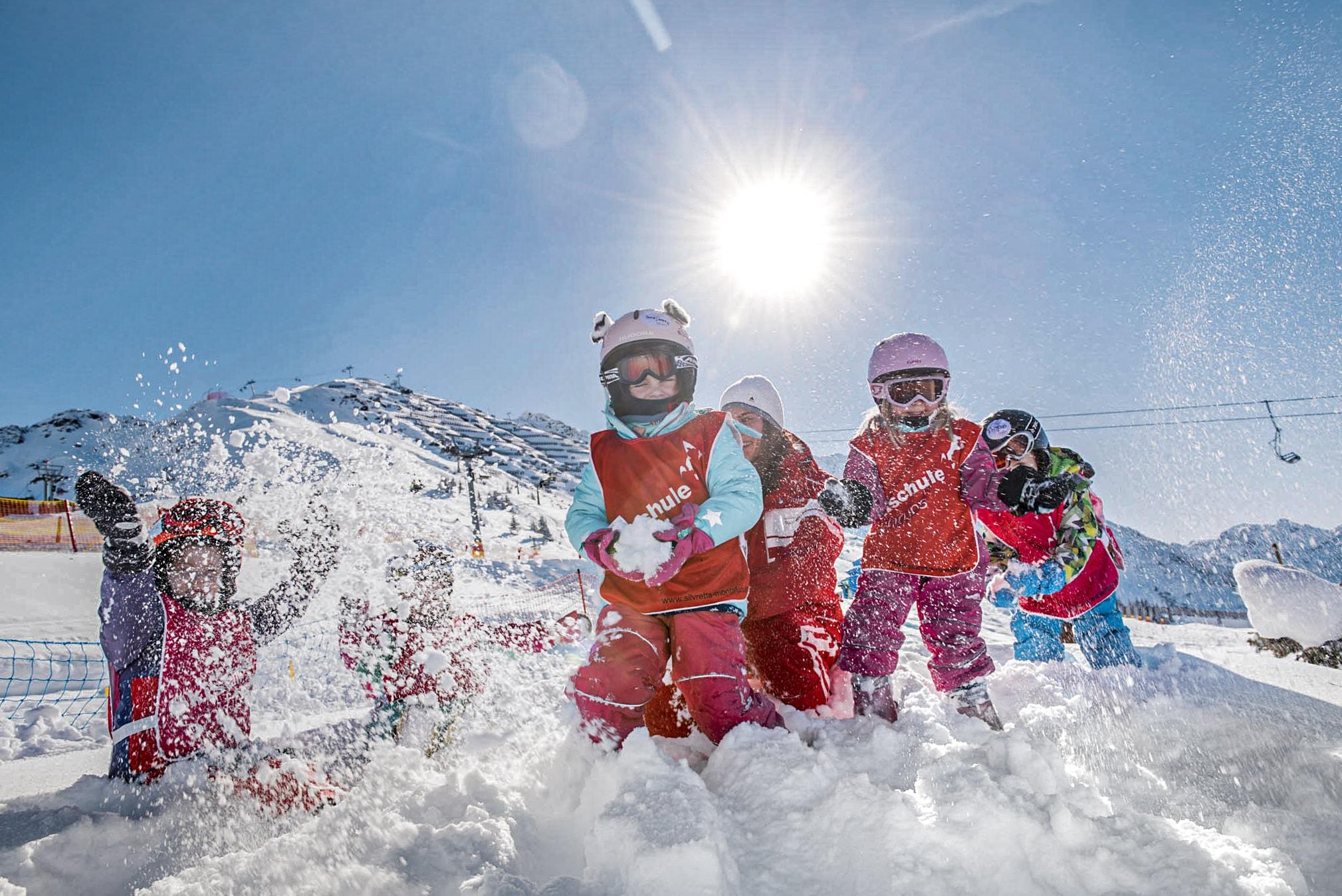 Montafon - Bambini Kids Ski Lessons (3-5 y.) for First Timers