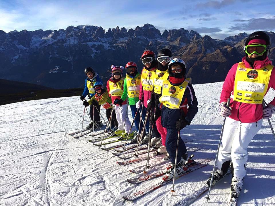 Andalo-Paganella - Kids Ski Lessons (6-14 y.) for Beginners