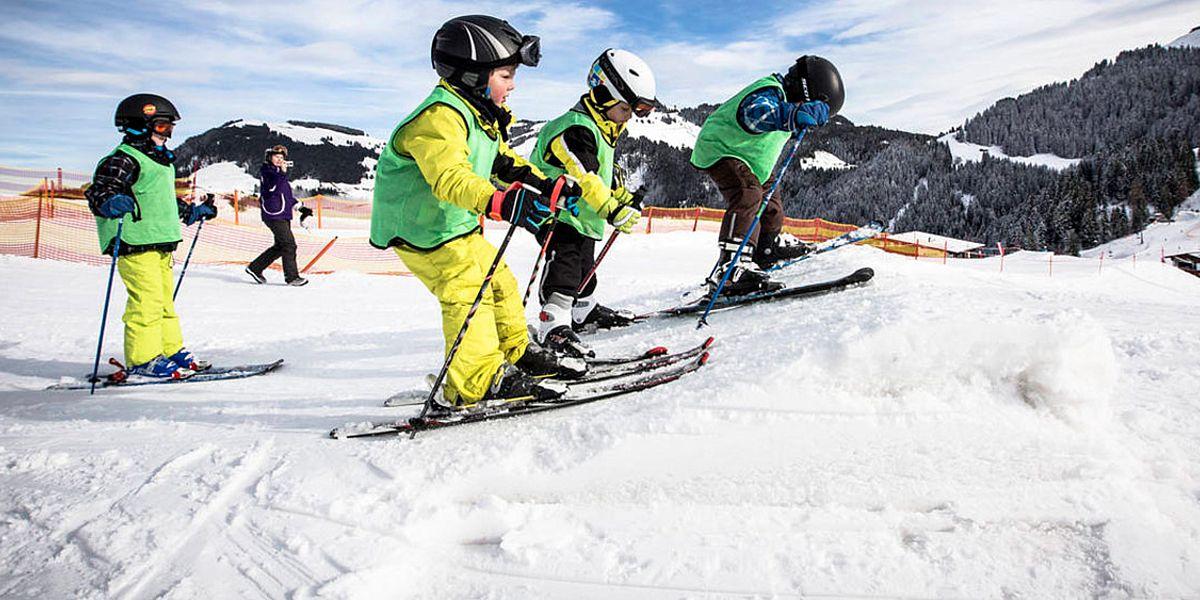 Söll - Kids Ski Lessons (6-14 y.) for Beginners