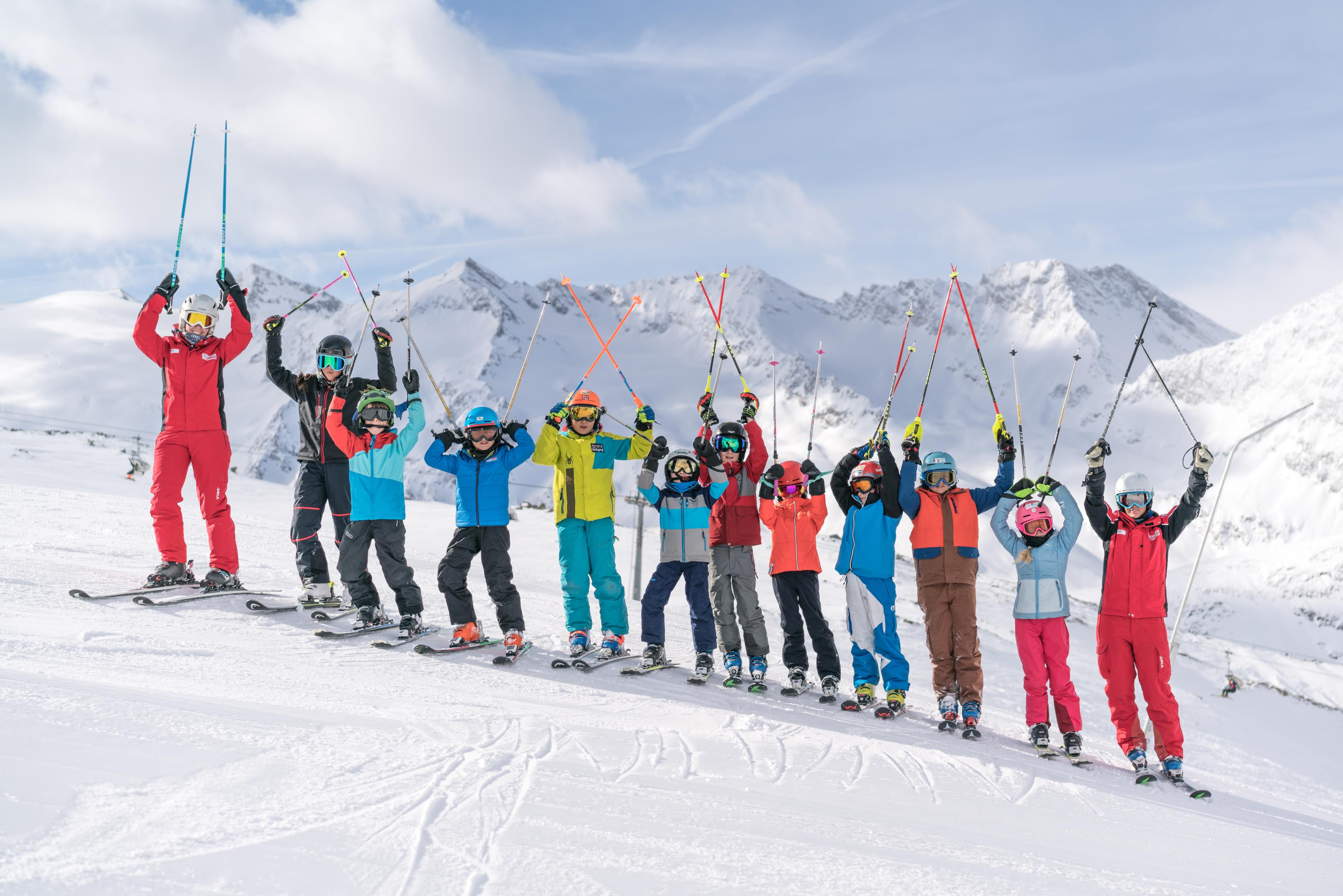 Obergurgl - Kids Ski Lessons (4-16 years) for Advanced Skiers