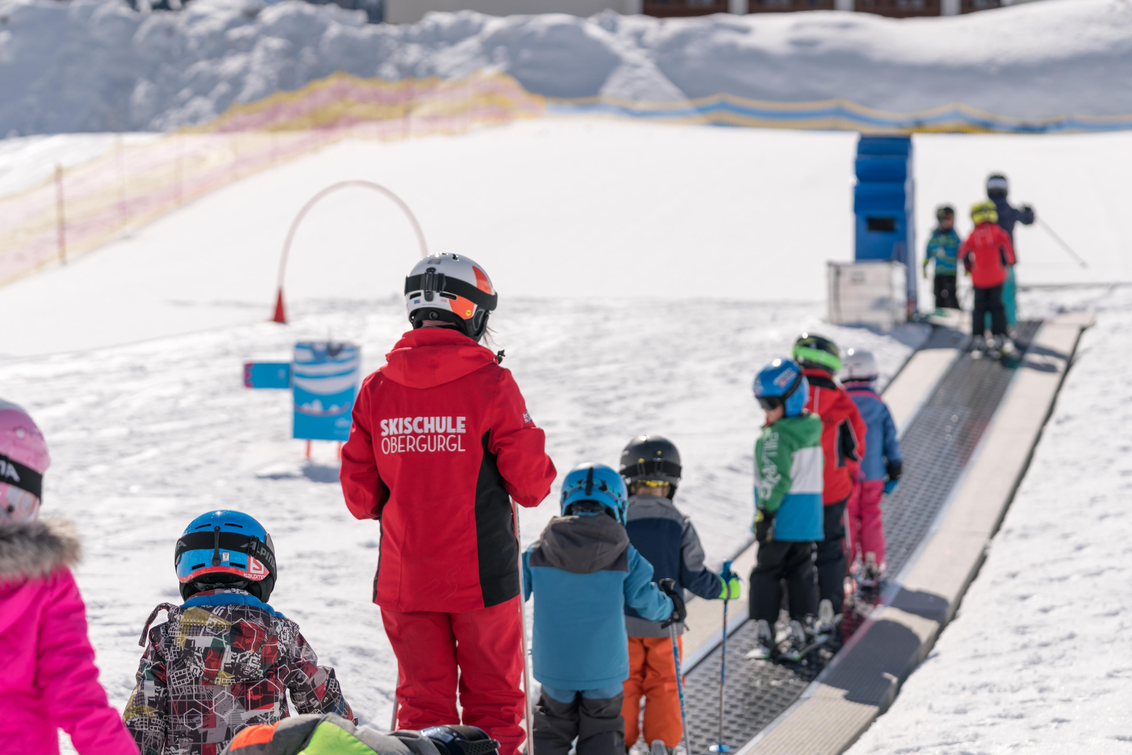 Obergurgl - Kids Ski Lessons (4-16 years) for Beginners