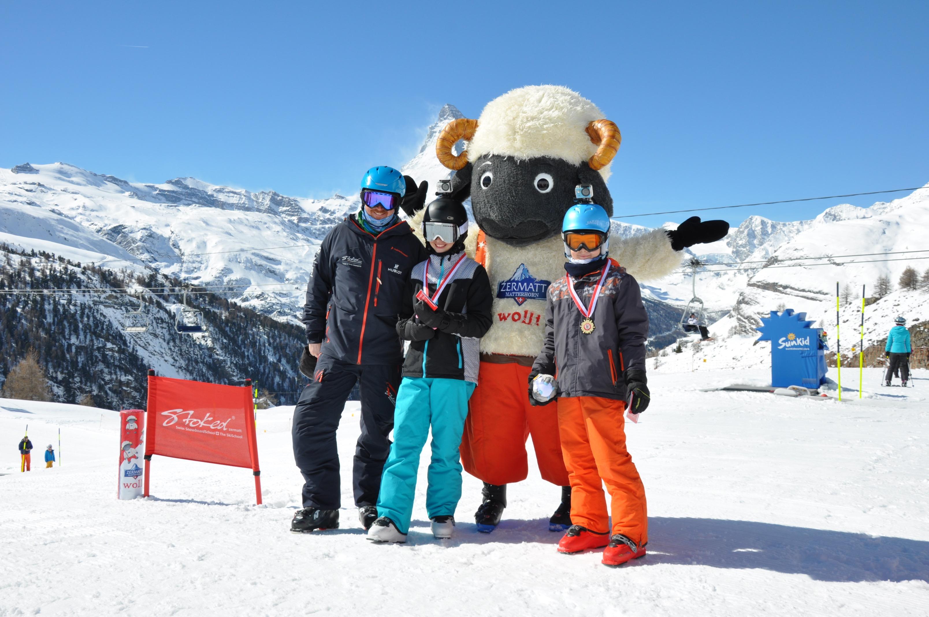 Zermatt - Teen Ski Lessons (13-18 y.) for Advanced Skiers