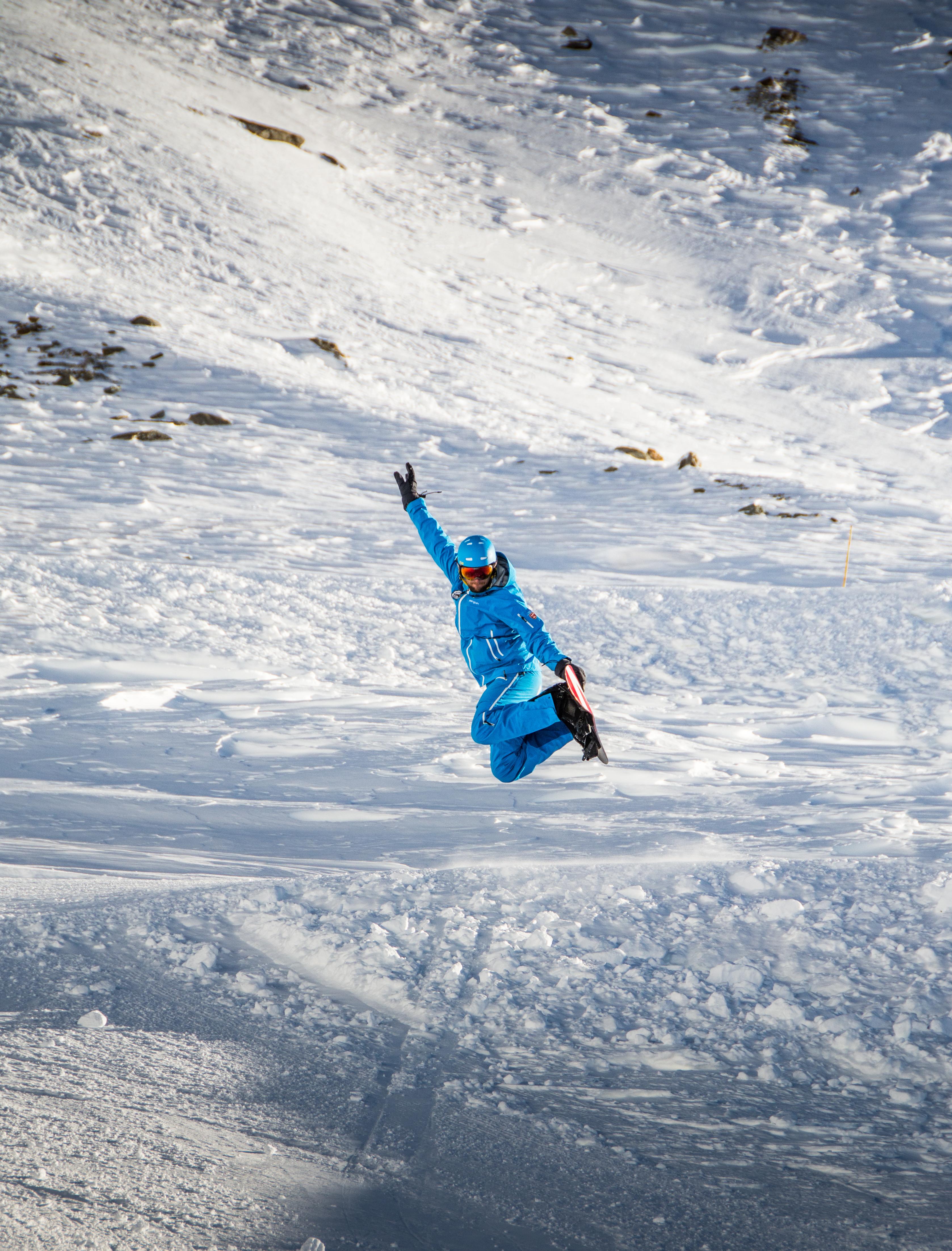 Saas-Fee - Freestyle Snowboarding Lessons for Adults for the Advanced