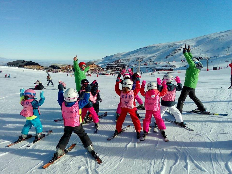 Sierra Nevada - Kids Ski Lessons (6-12 y.) for All Levels