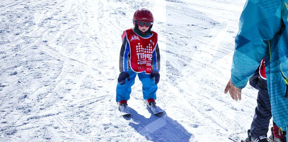 Les Arcs - Kids Ski Lessons (3-4 y.) and Cariboo's Club - Arc 2000