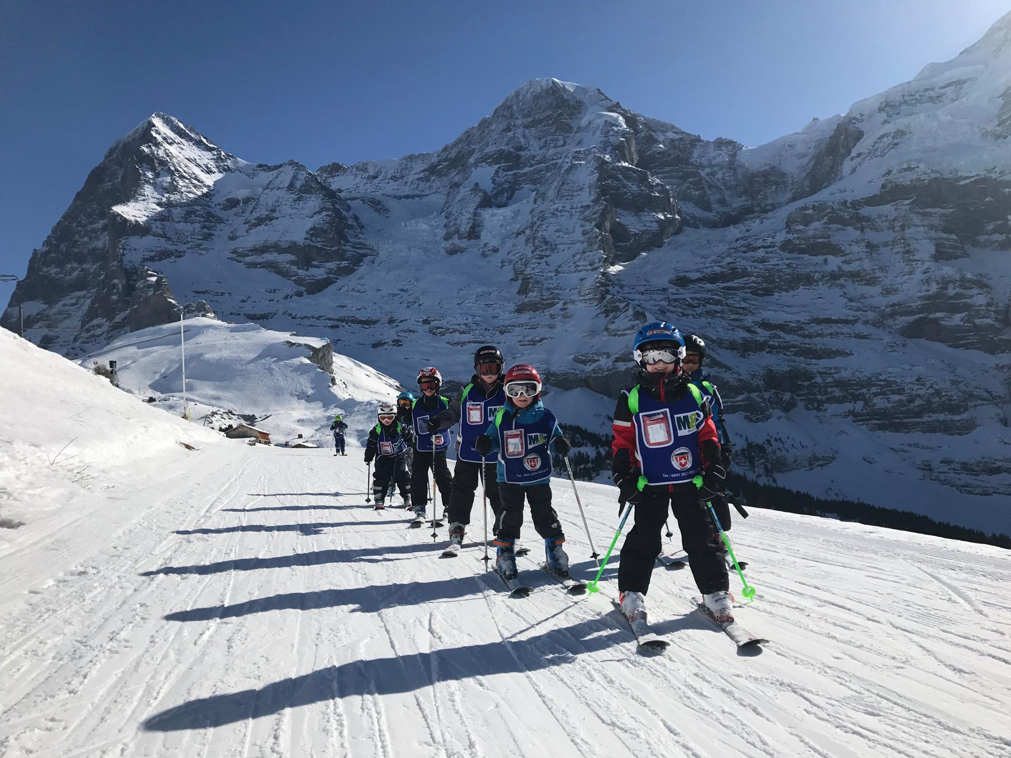 Wengen - Kids Ski Lessons (from 3 y.) for Beginners