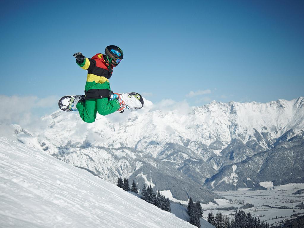 Saalbach - Freestyle Snowboarding Lessons for All Levels