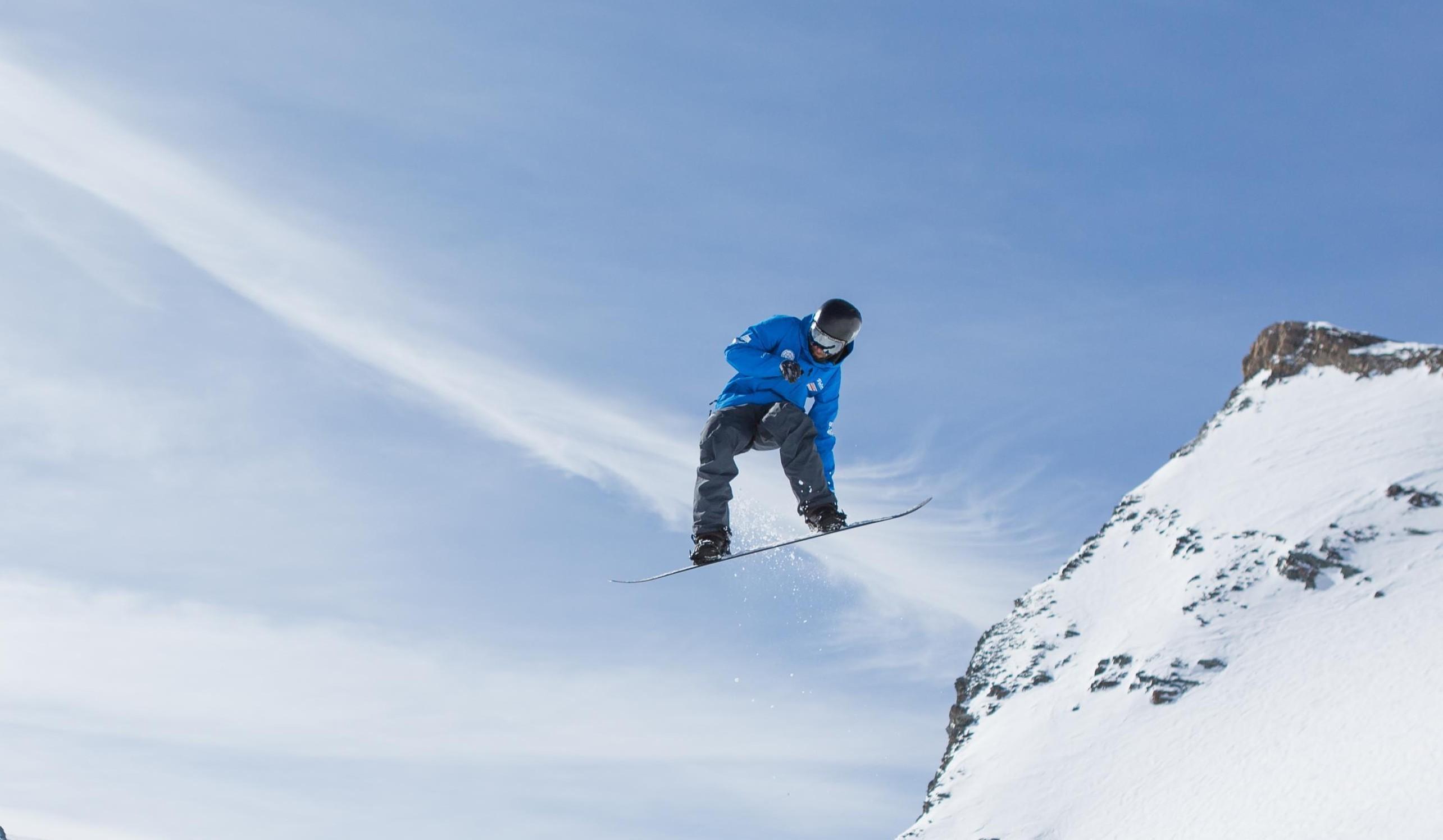 Zermatt - Private Freestyle Snowboarding Lessons for Adults