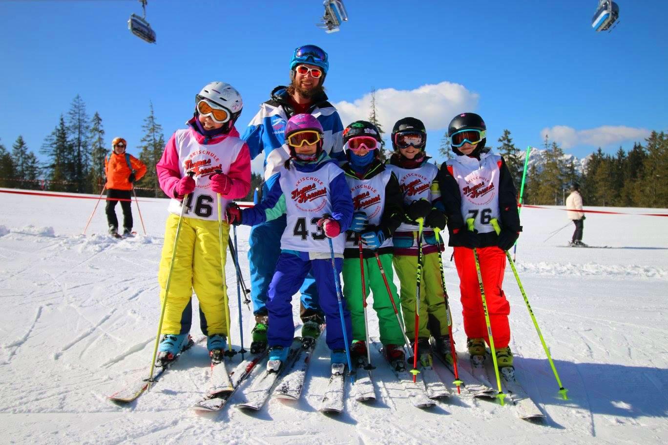 Garmisch-Partenkirchen - Teen Ski Lessons (13-16 y.) for All Levels