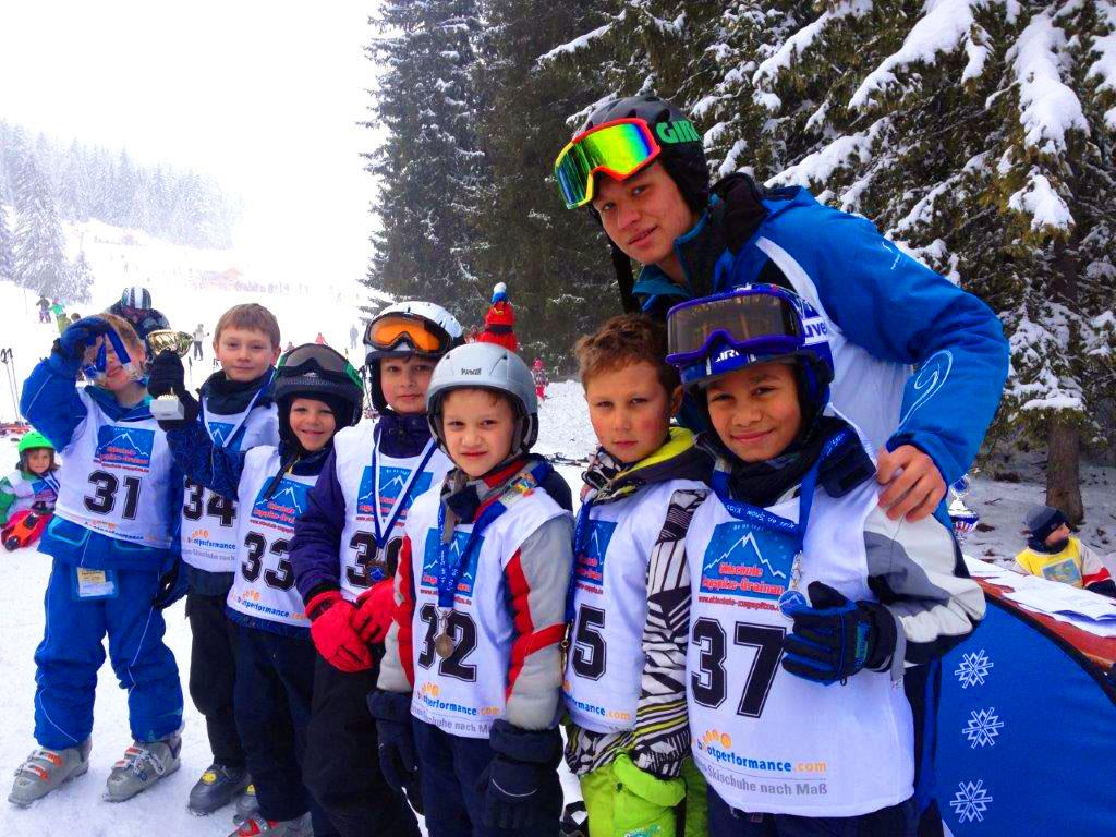 Garmisch-Partenkirchen - Kids Ski Lessons (6-12 y.) for All Levels - Full Day