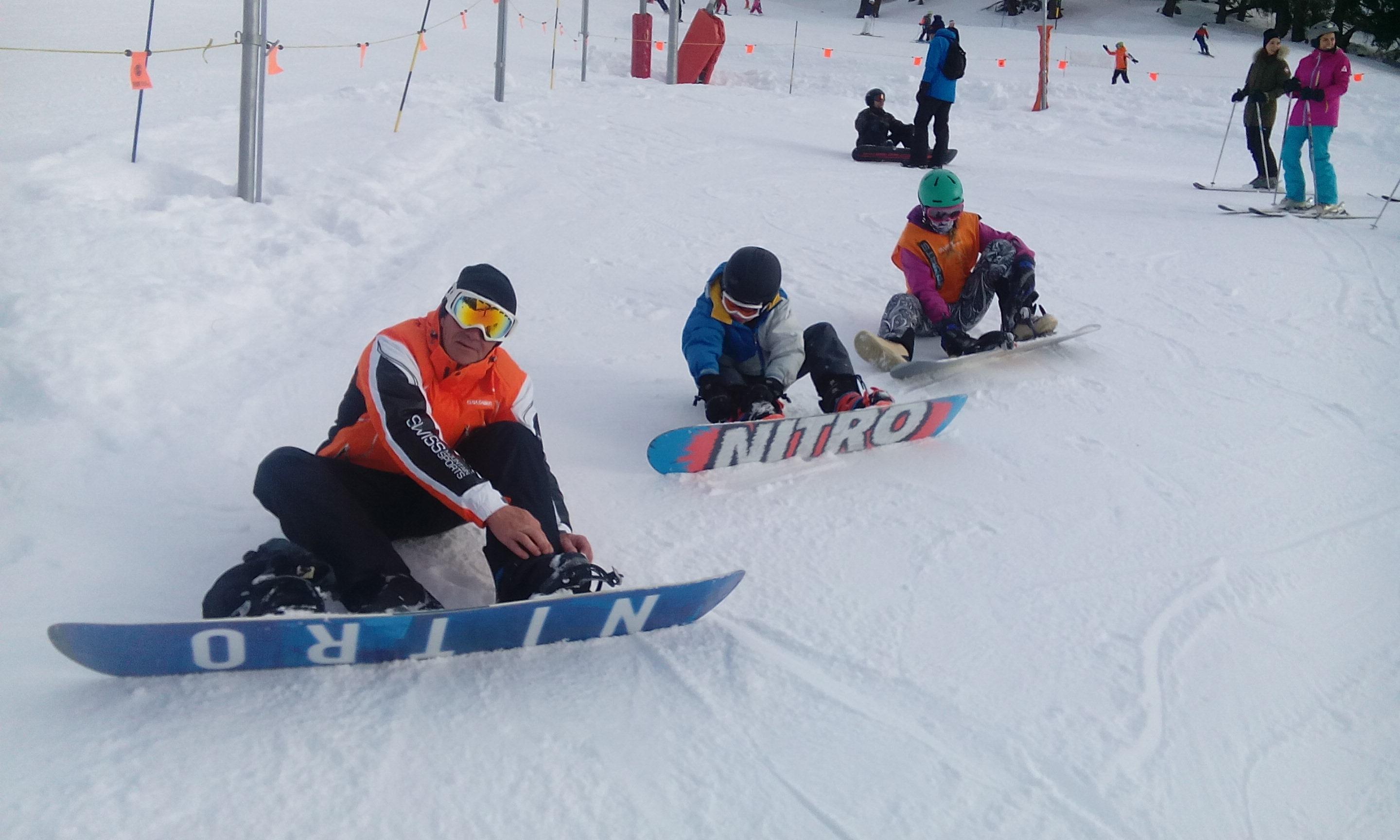 Crans Montana - Snowboarding Lessons for Kids (6-15 y.) - Max 5 - Montana