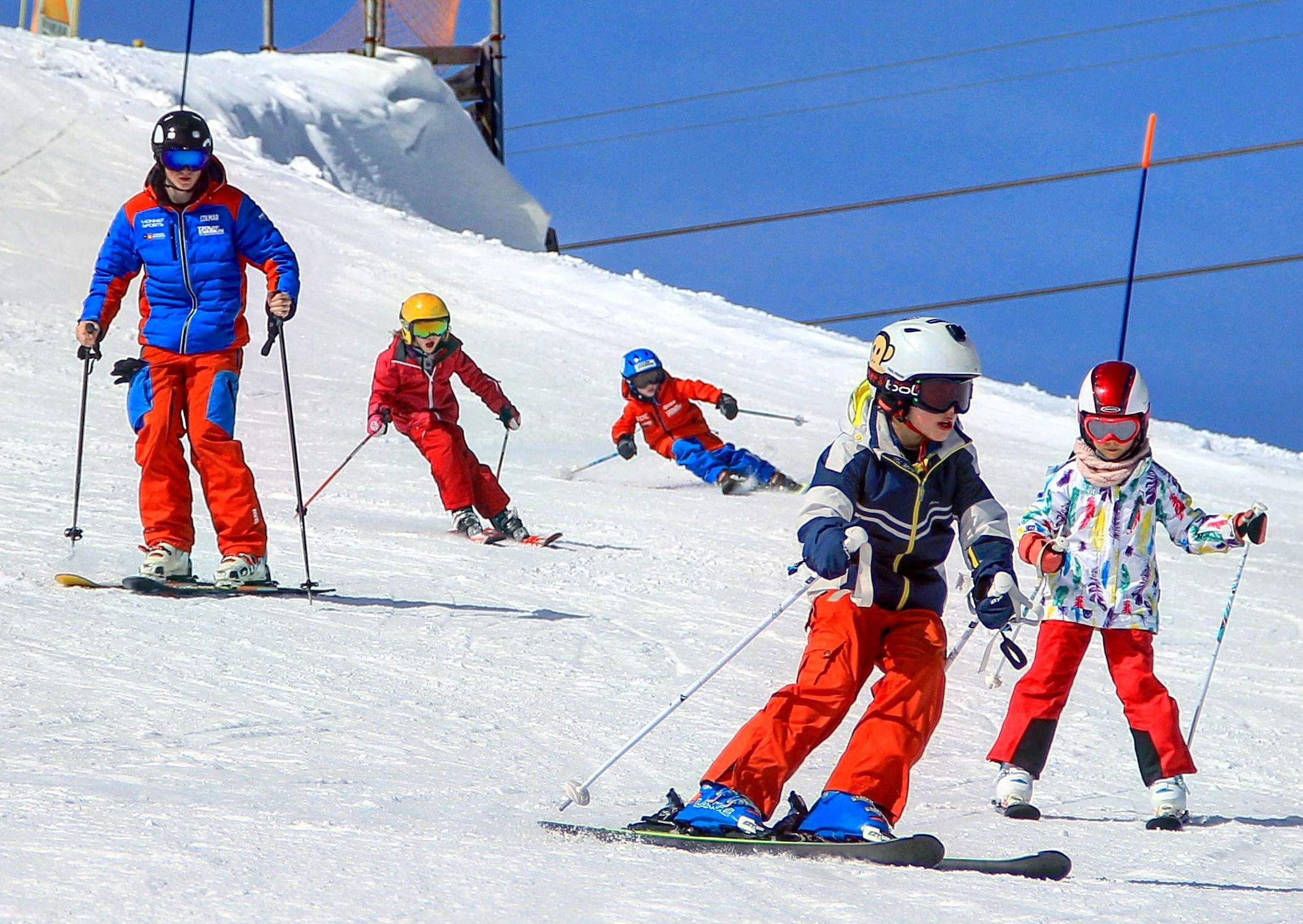La Tzoumaz - Kids Ski Lessons (4-15 y.) for All Levels