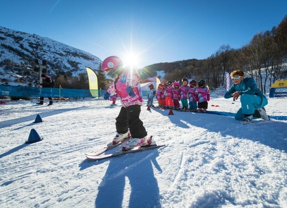 Les Orres - Kids Ski Lessons (3-4 y.)