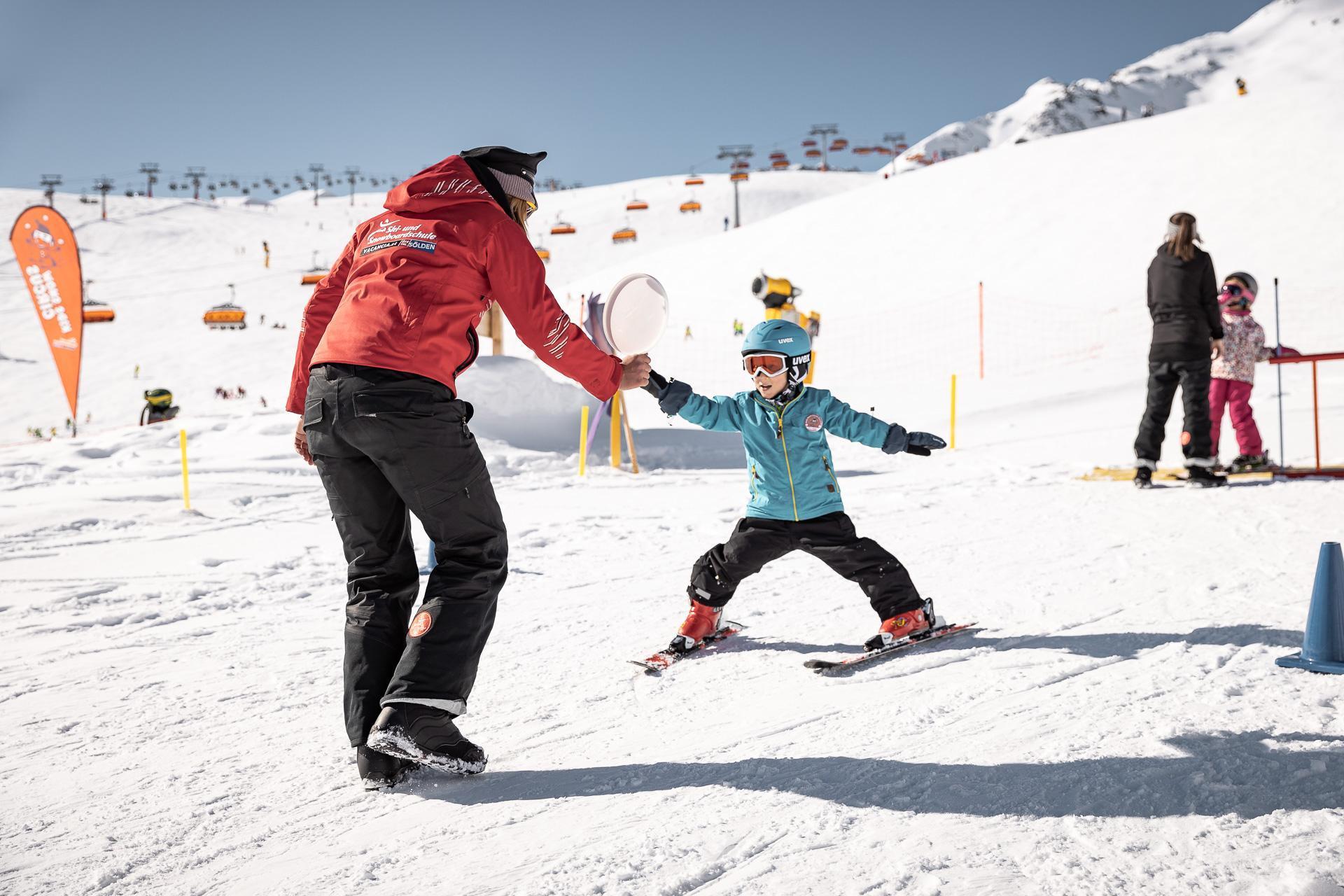 Sölden - Kids Ski Lessons (3-4 y.) for First Timers
