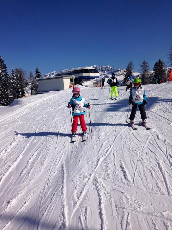 Pinzolo - Kids Ski Lessons (3-5 y.) for First Timers - Holidays