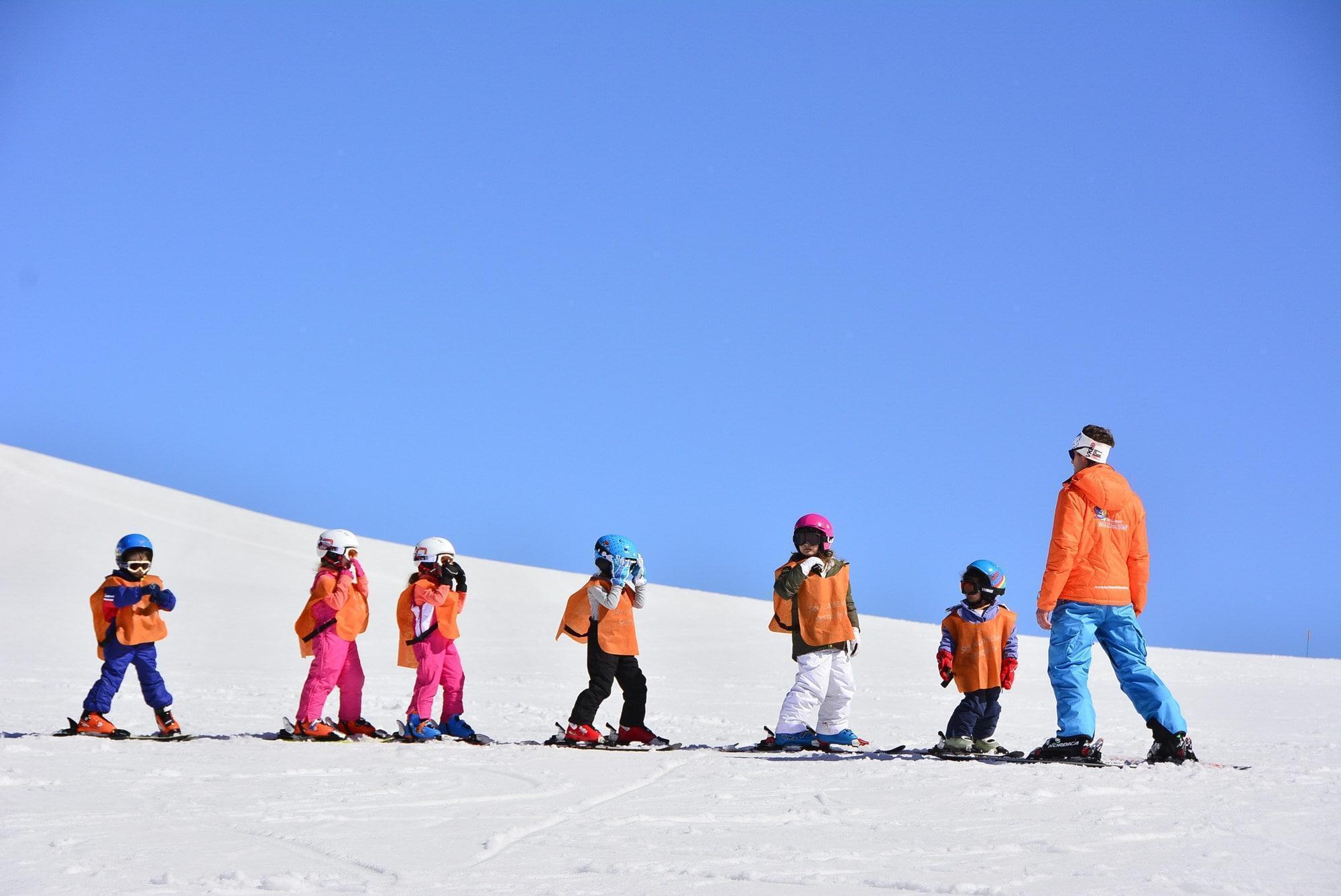 Sestriere - Kids Ski Lessons (3-6 y.) - Holidays - Small Group
