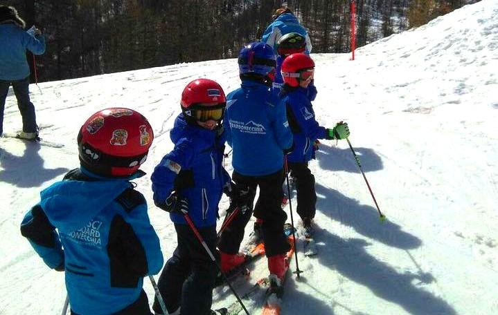 Bardonecchia - Kids Ski Lessons (4-14 y.) - Carnival - With Experience