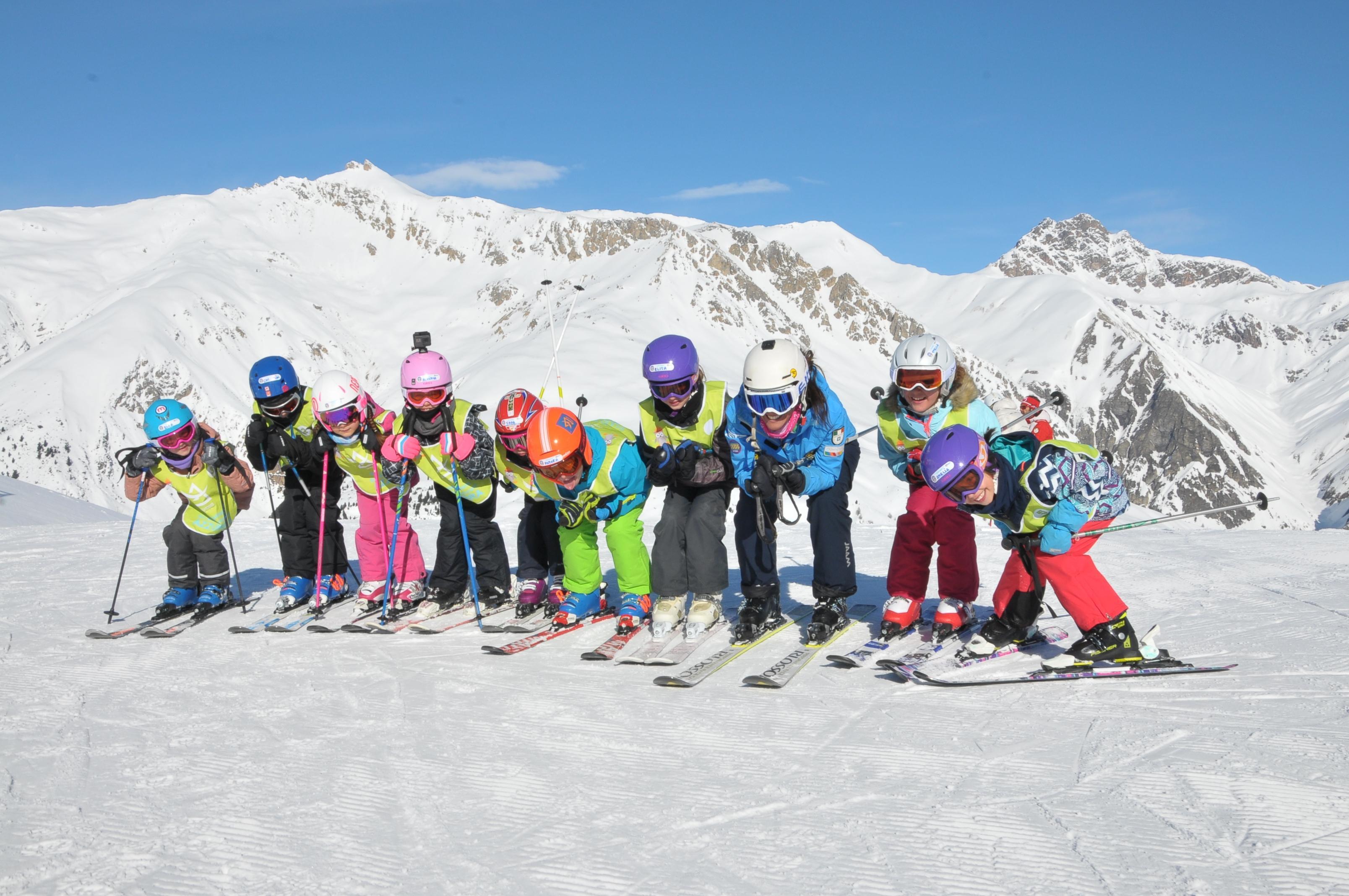 Lezioni di sci per bambini (4-14 anni) - Tutto il Giorno