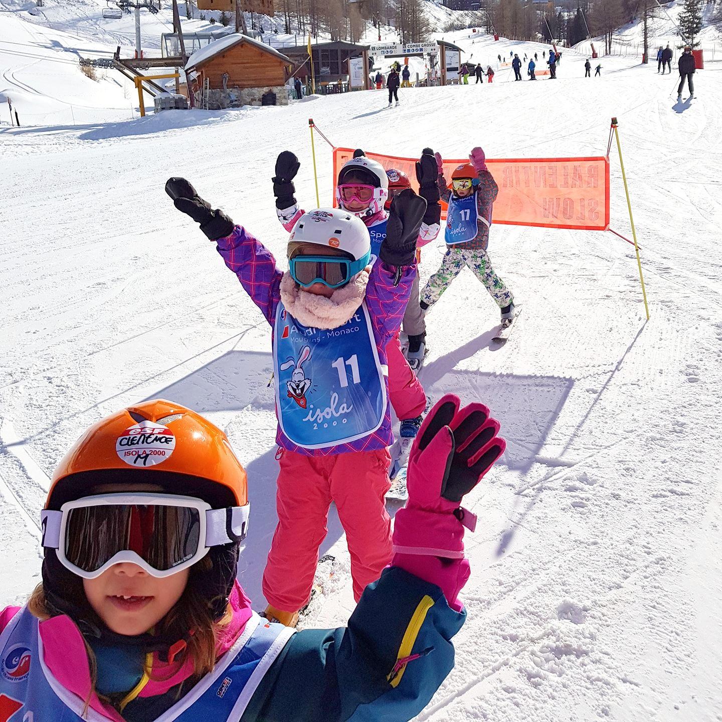 Isola 2000 - Kids Ski Lessons (4-6 y.) for Beginners