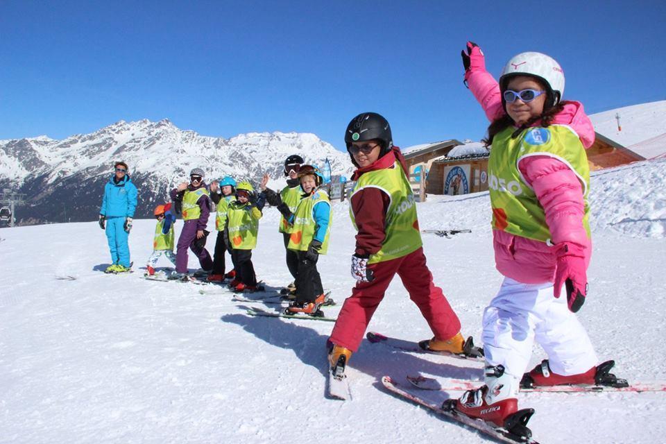 Valfrejus - Kids Ski Lessons (5-12 y.) for All Levels