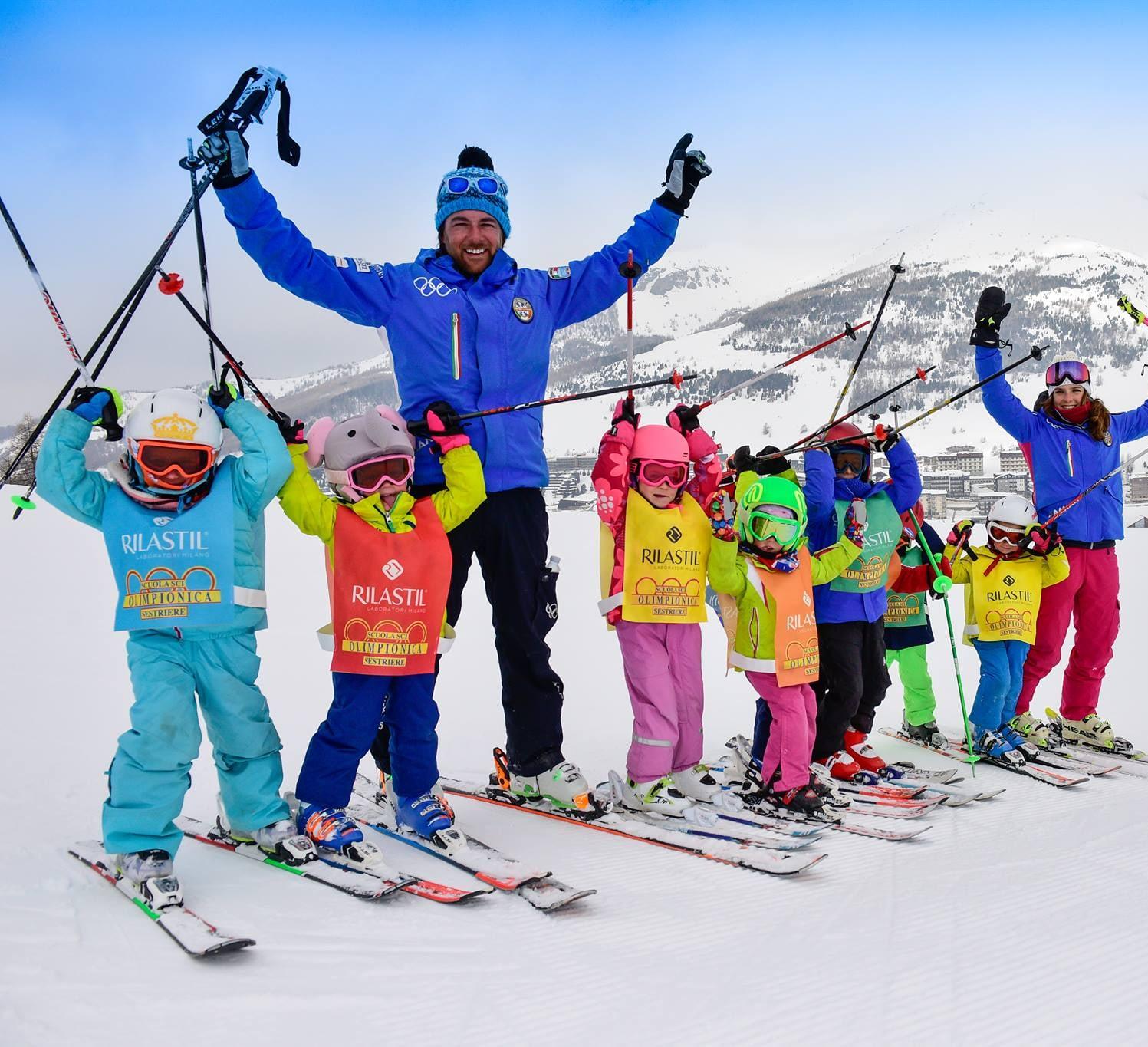 Sestriere - Kids Ski Lessons (5-12 y.) for Beginners