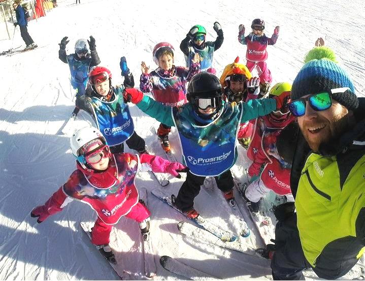 Val d'Isere - Kids Ski Lessons (5-13 y.) for All Levels - Low Season