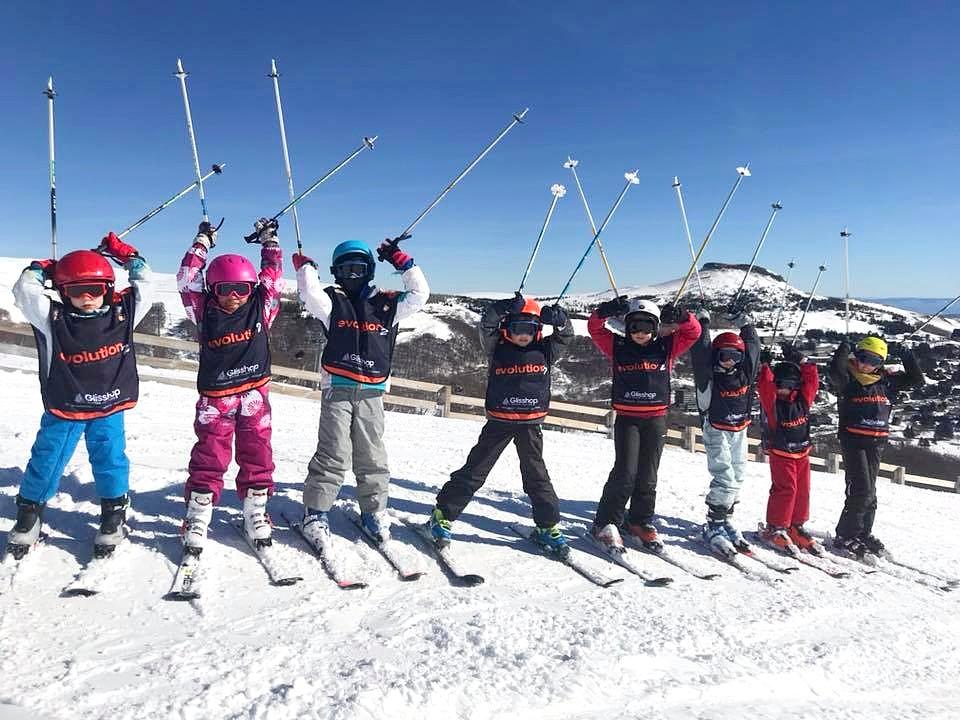 Super-Besse - Kids Ski Lessons (6-13 years) - March 1-6 - All Levels