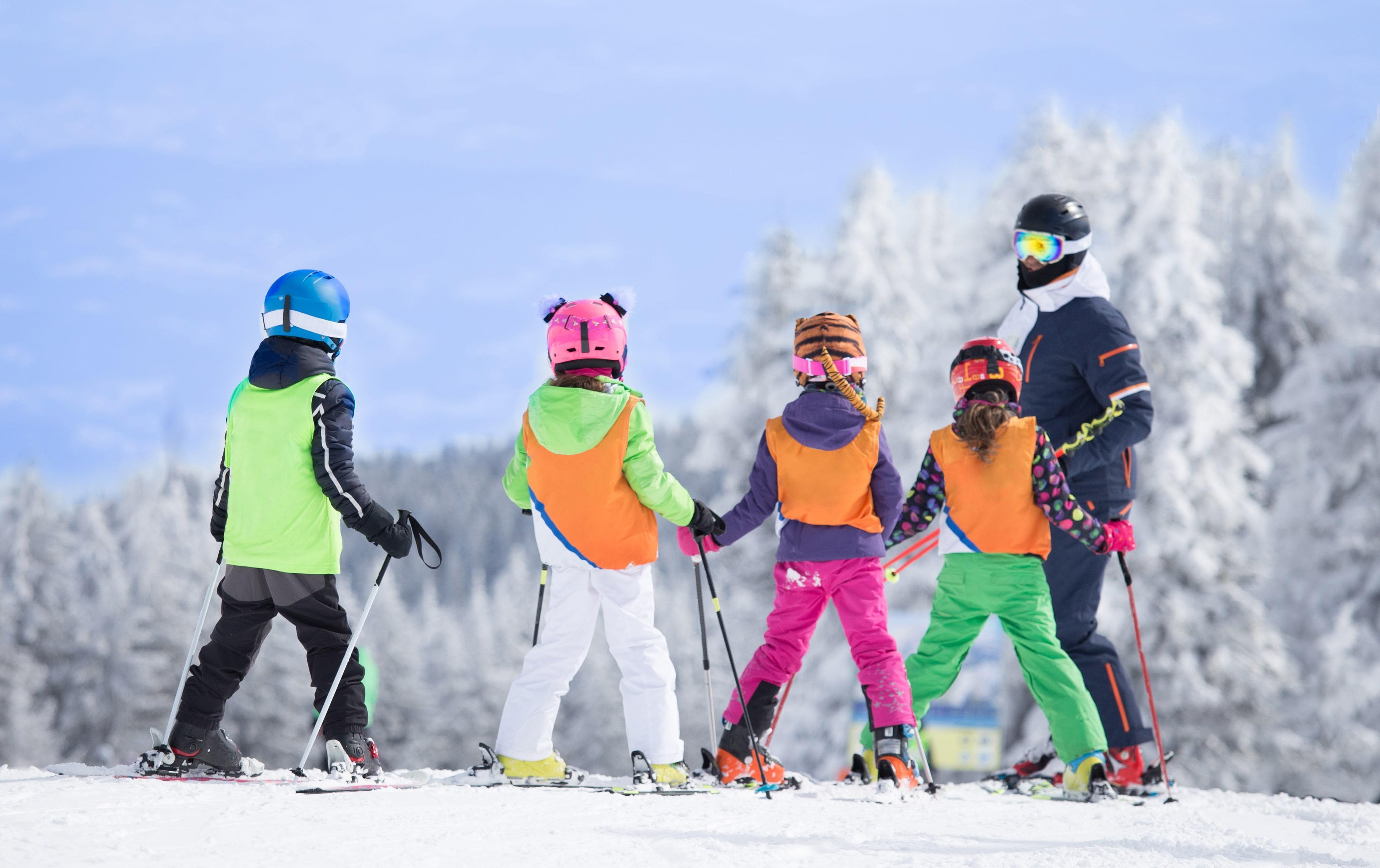 Abetone/Val di Luce - Kids Ski Lessons (6-17 y.) for All Levels - Christmas