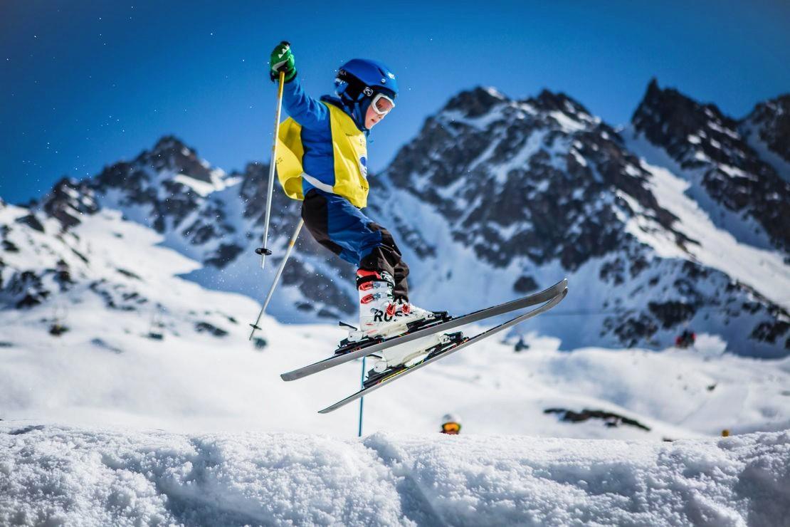 Verbier - Kids Ski Lessons (6-12 y.) for Advanced Skiers