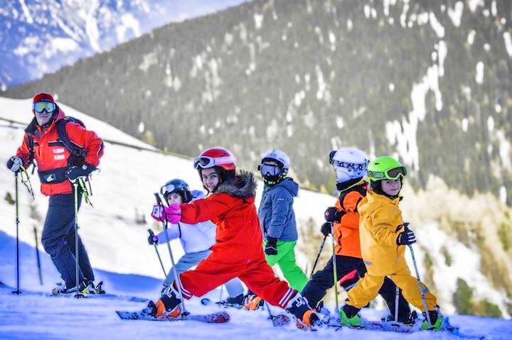 Axamer Lizum - Kids Ski Lessons (from 3 y.) for All Levels
