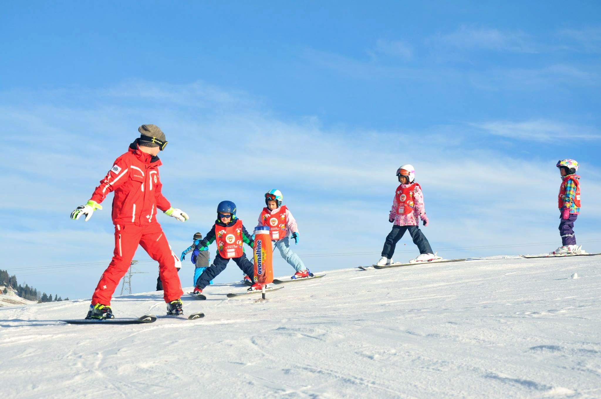 Château d'Oex - Kids Ski Lessons (from 4 y.) for Beginners