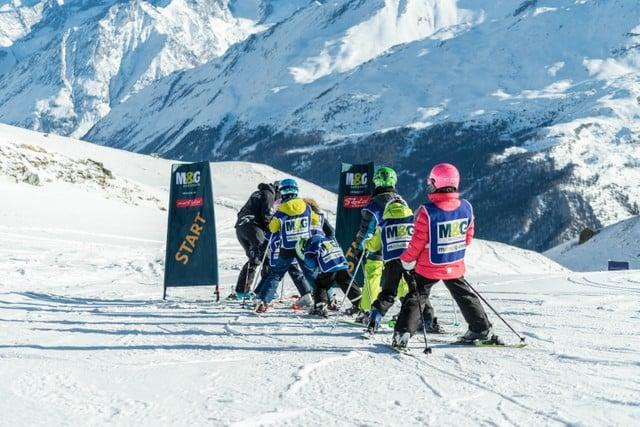 Zermatt - Kids Ski Lessons (from 4 y.) for First Timers - Afternoon