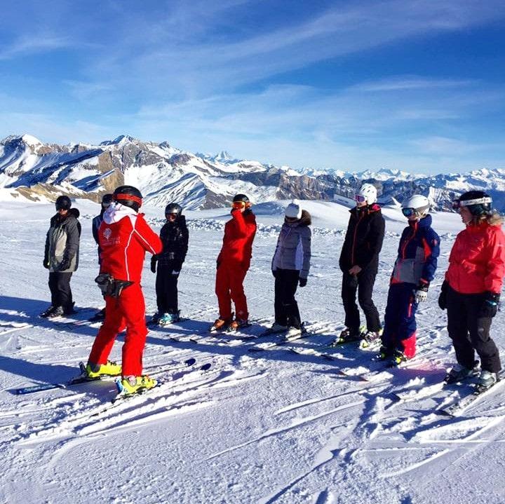 Château d'Oex - Kids Ski Lessons (from 6 y.) for Experienced Skiers