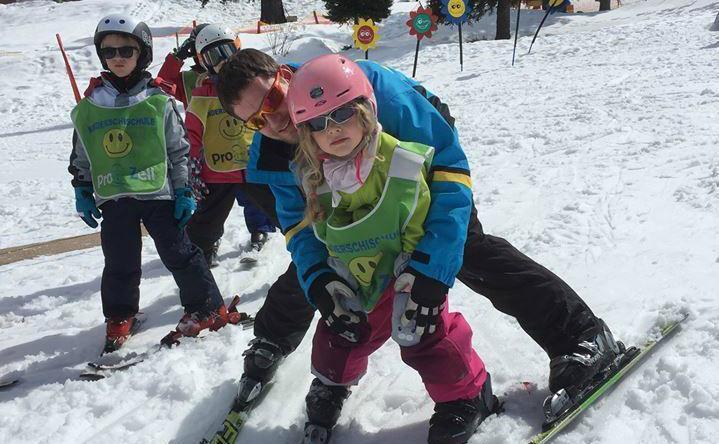 Zell am Ziller - Kids Ski Lessons (from 6 years) for Beginners