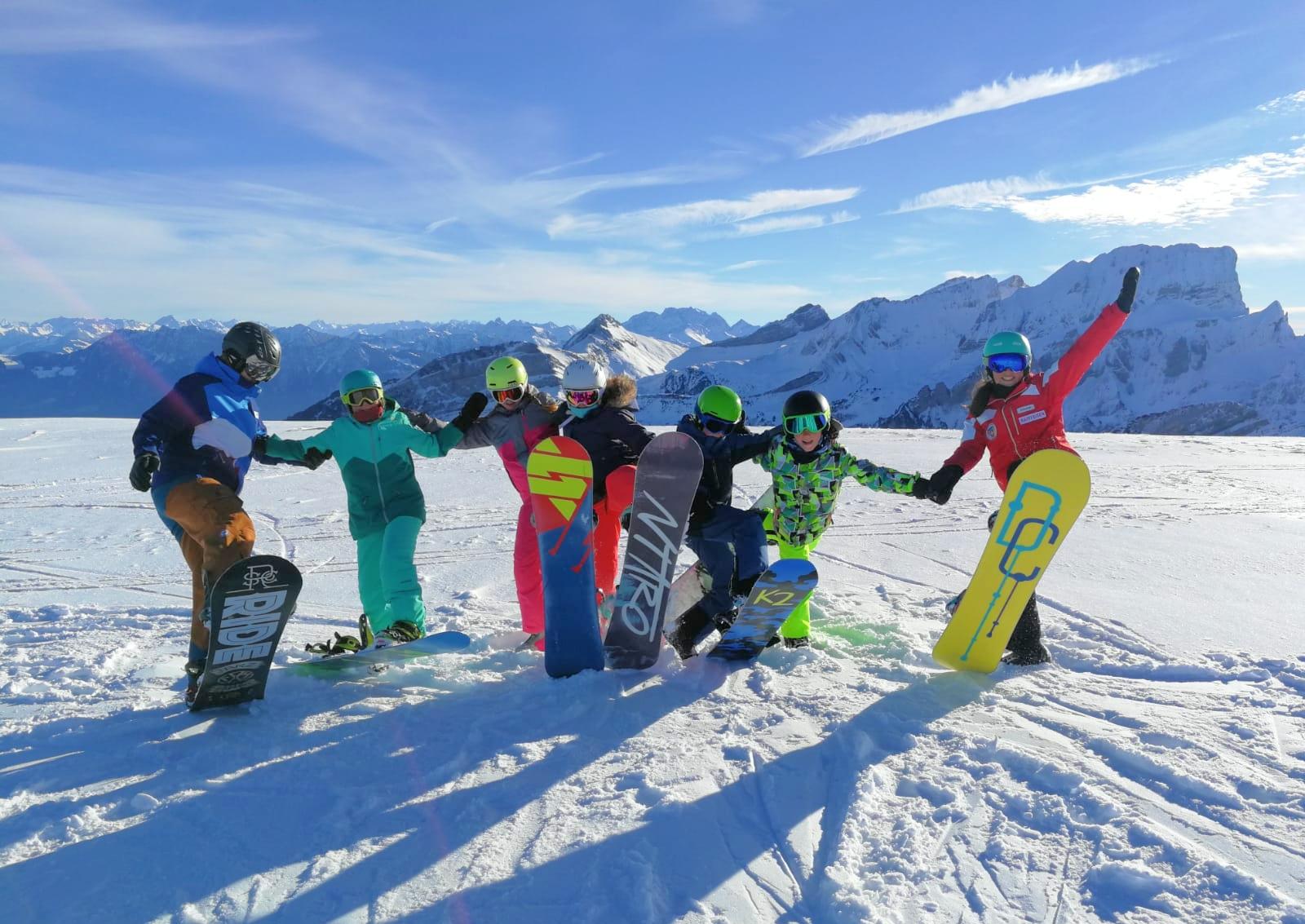 Wildhaus - Kids Snowboarding Lessons (8-15 y.) for All Levels