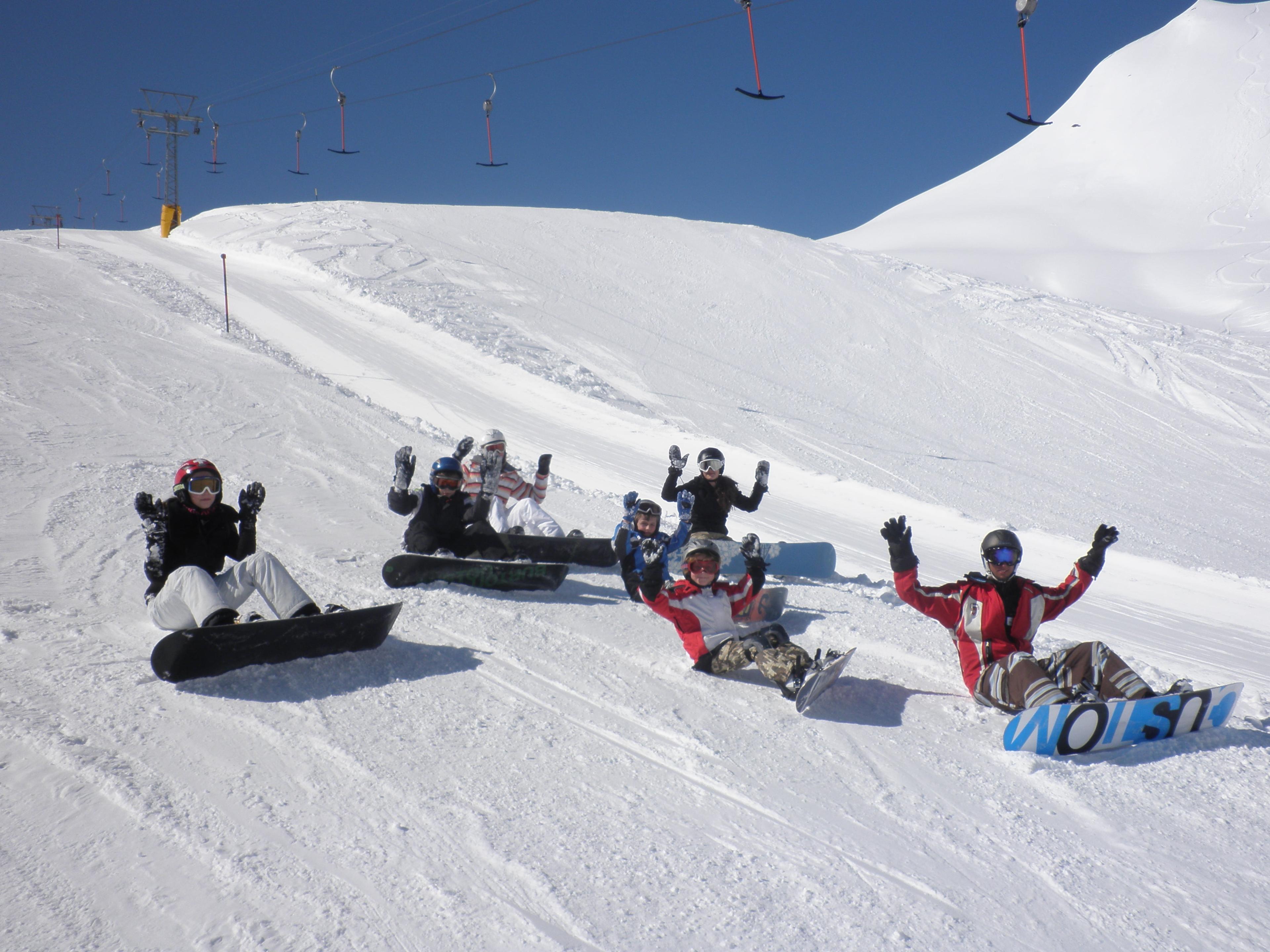 Samnaun - Snowboarding Lessons (6-16 y.) for Adv. Boarders - Full Day