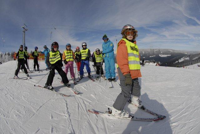 Pec pod Snezkou - Kids Ski Lessons for All Levels & Ages