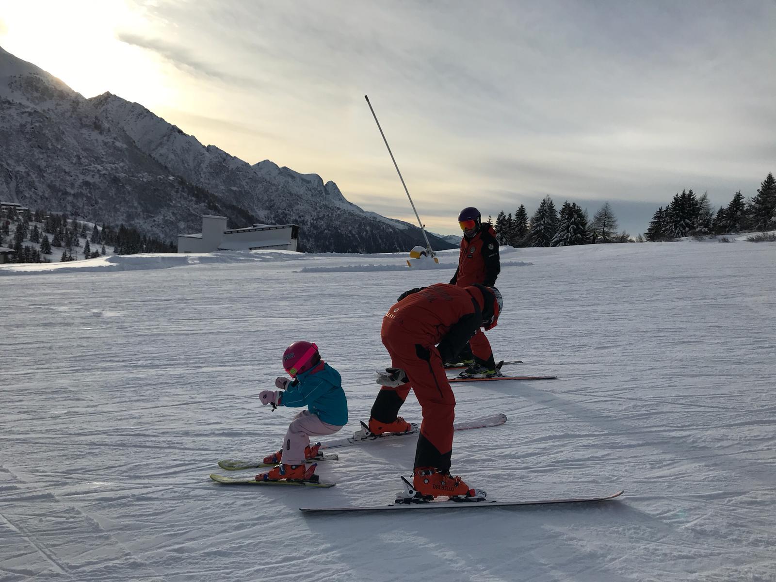 Passo Tonale - Kids Ski Lessons (4-13 y.)