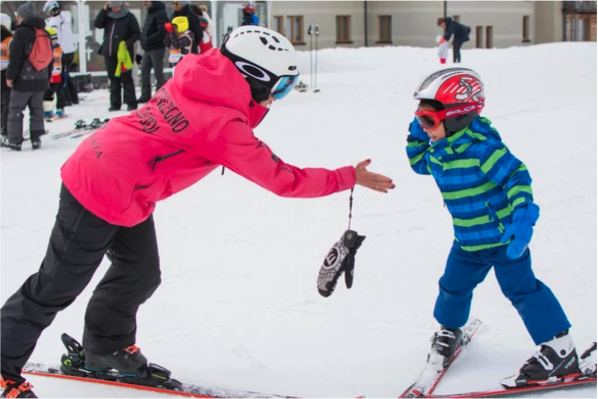 Passo Tonale - Ski Lessons Kids (4-15 y.) - February - All levels