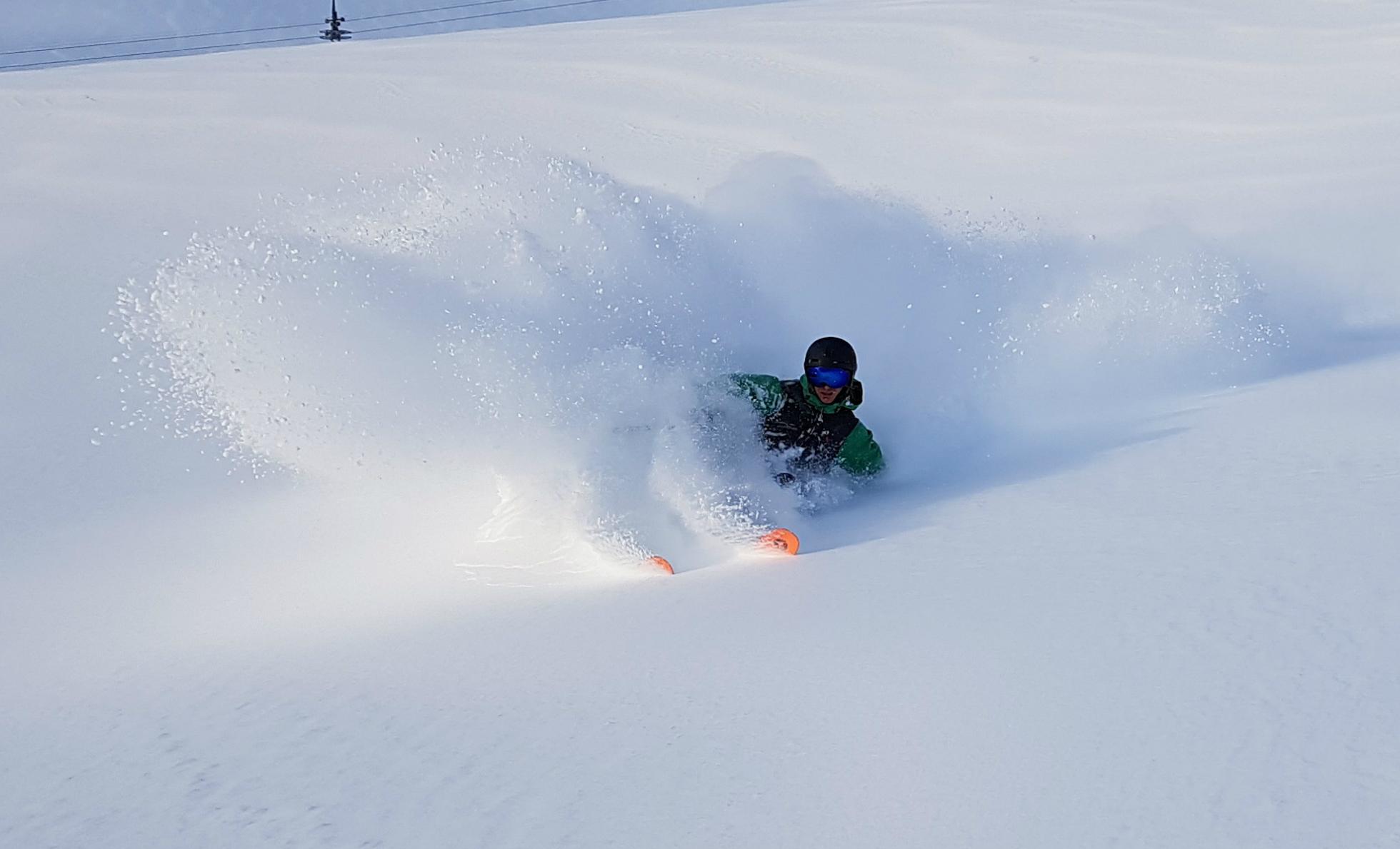 Andermatt - Private Off-Piste Skiing Lessons for All Levels
