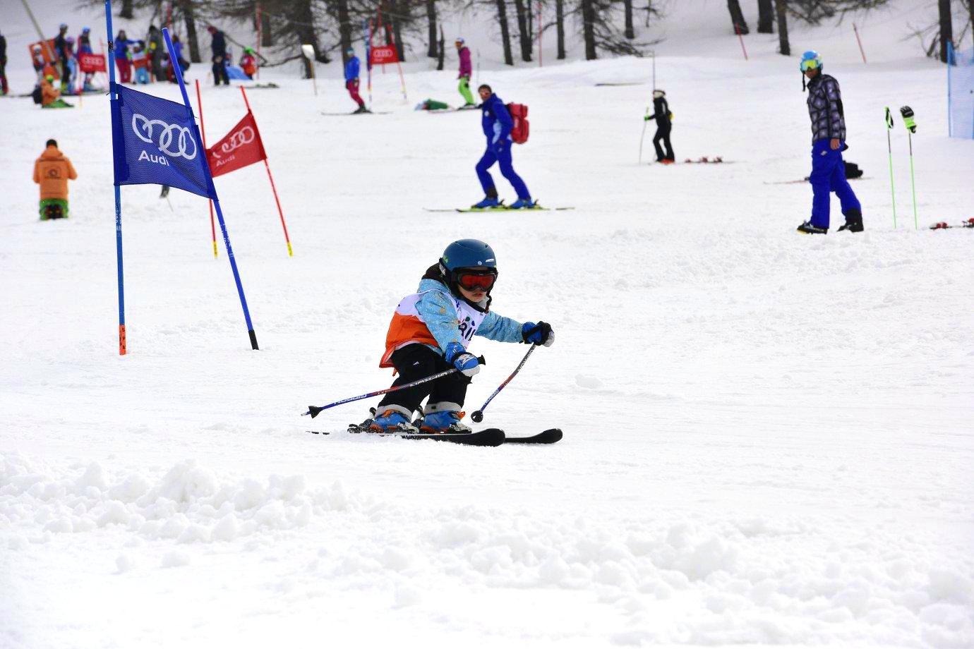 Sestriere - Private Ski Lessons for Kids of All Levels