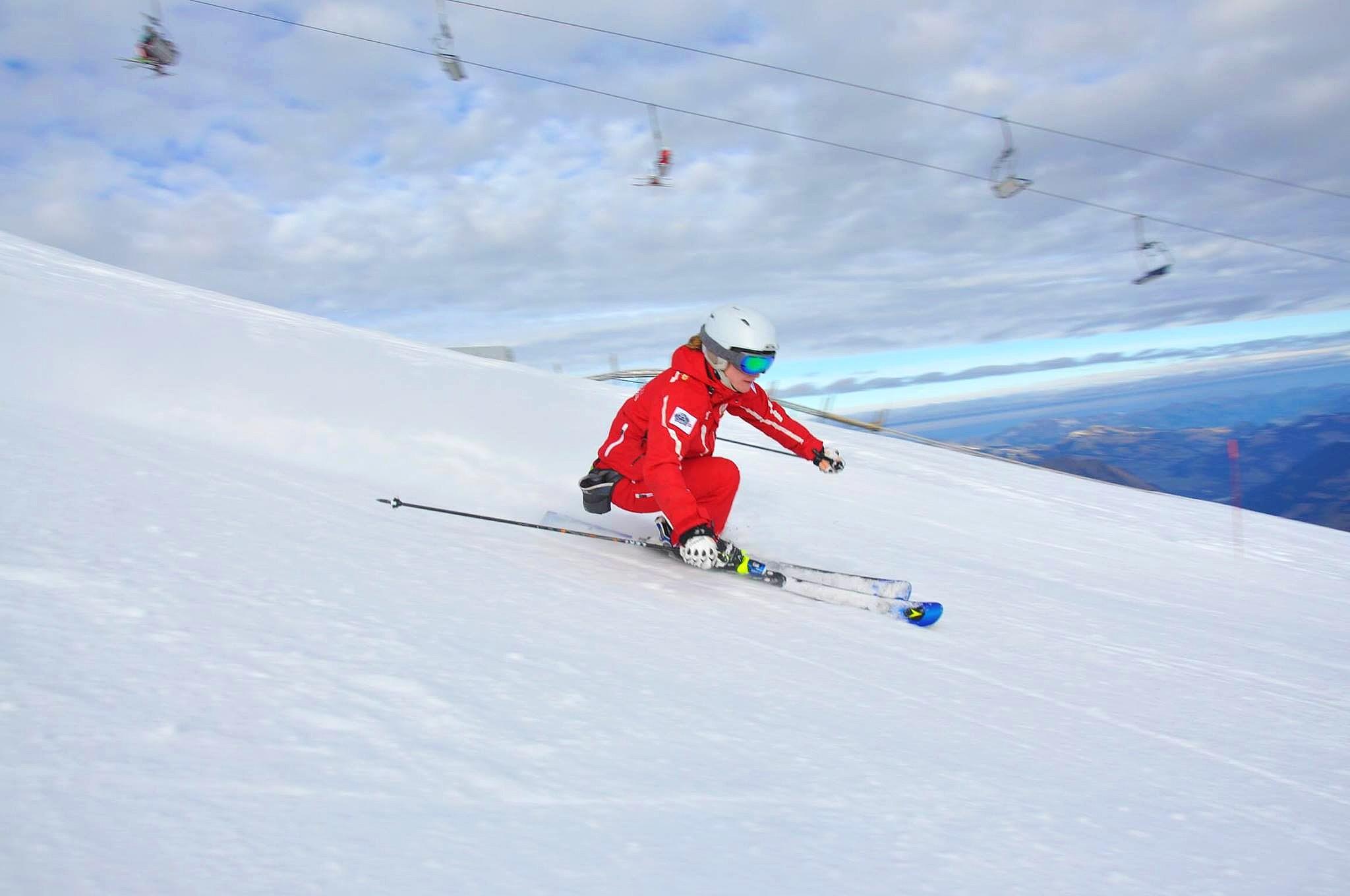 Gstaad - Private Ski Lessons for Kids for Experienced Skiers
