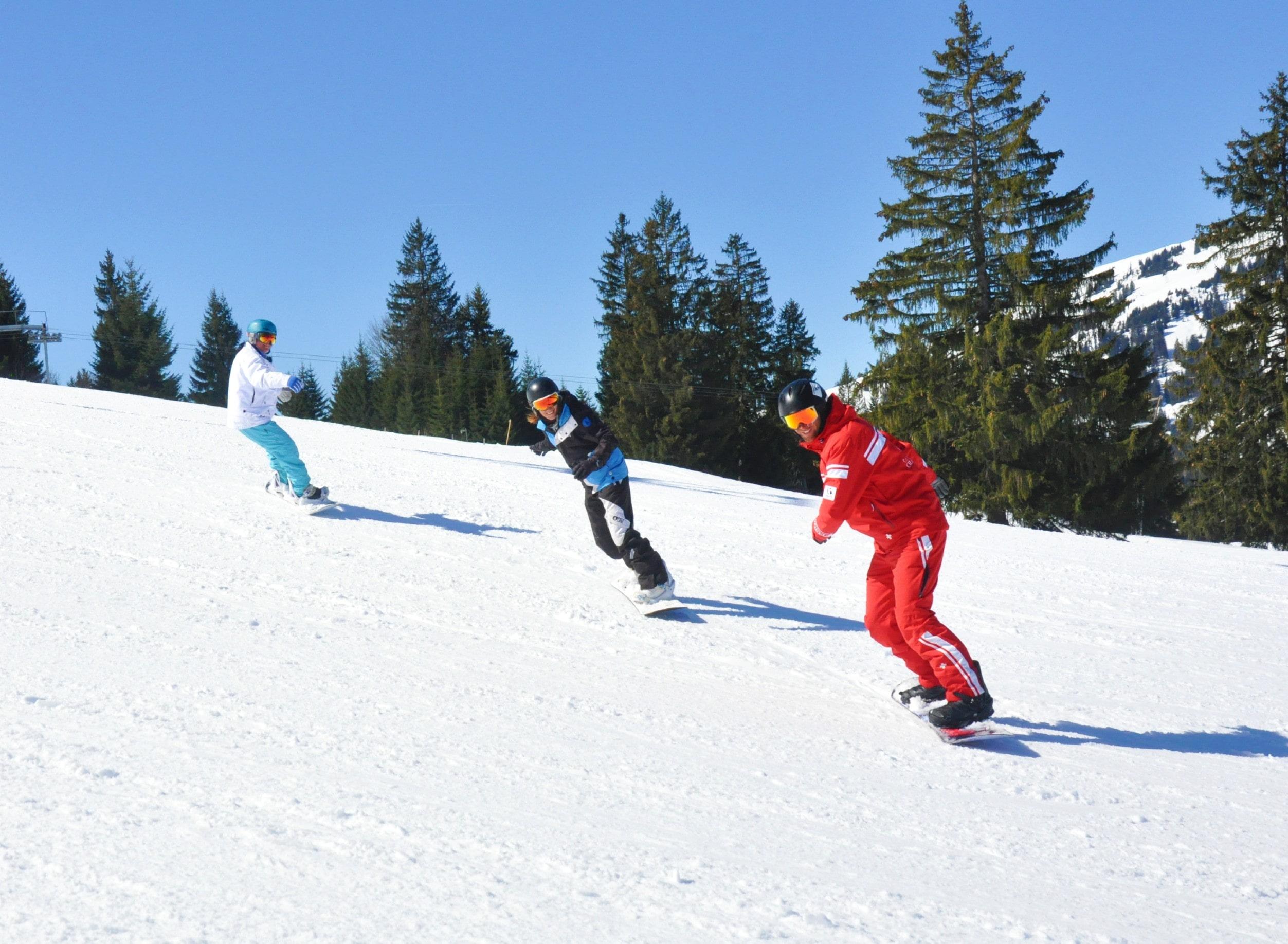 Gstaad - Private Snowboarding Lessons for All Ages