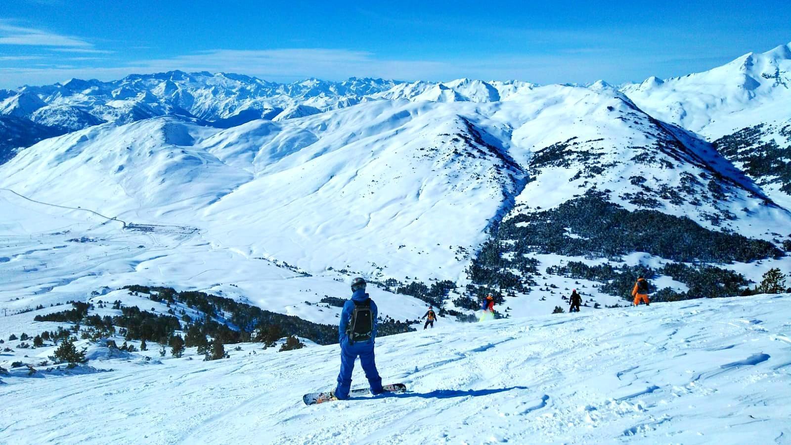 Baqueira Beret - Private Snowboarding Lessons for Kids & Adults of all Levels